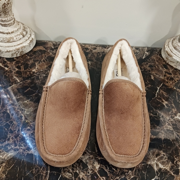 Ugg Ascot II Venetian Curdoroy Driver/Slippers Size 8 Men/9.5 Women - Picture 5 of 12